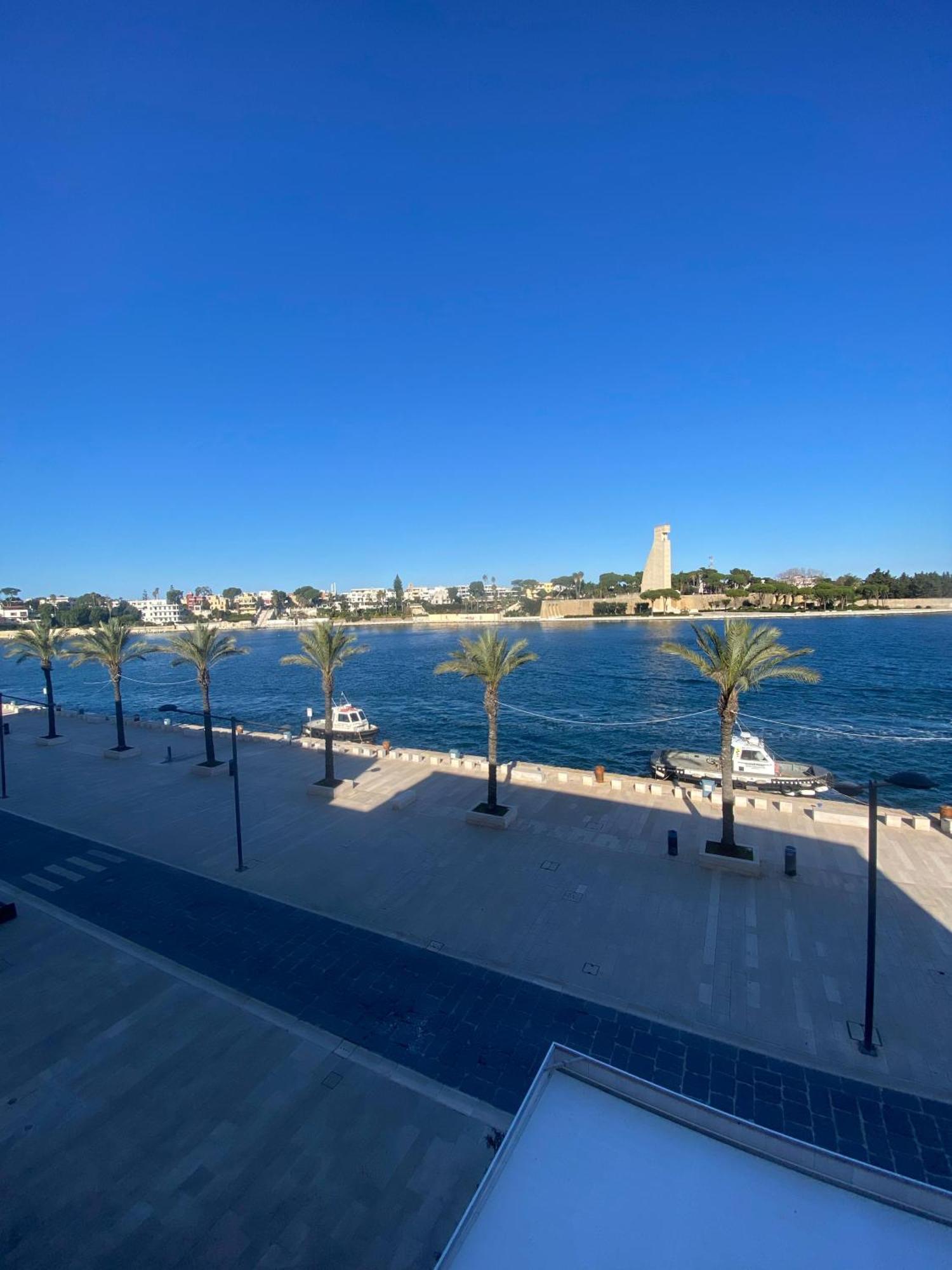 Regina Del Porto Apartment Brindisi Exterior photo