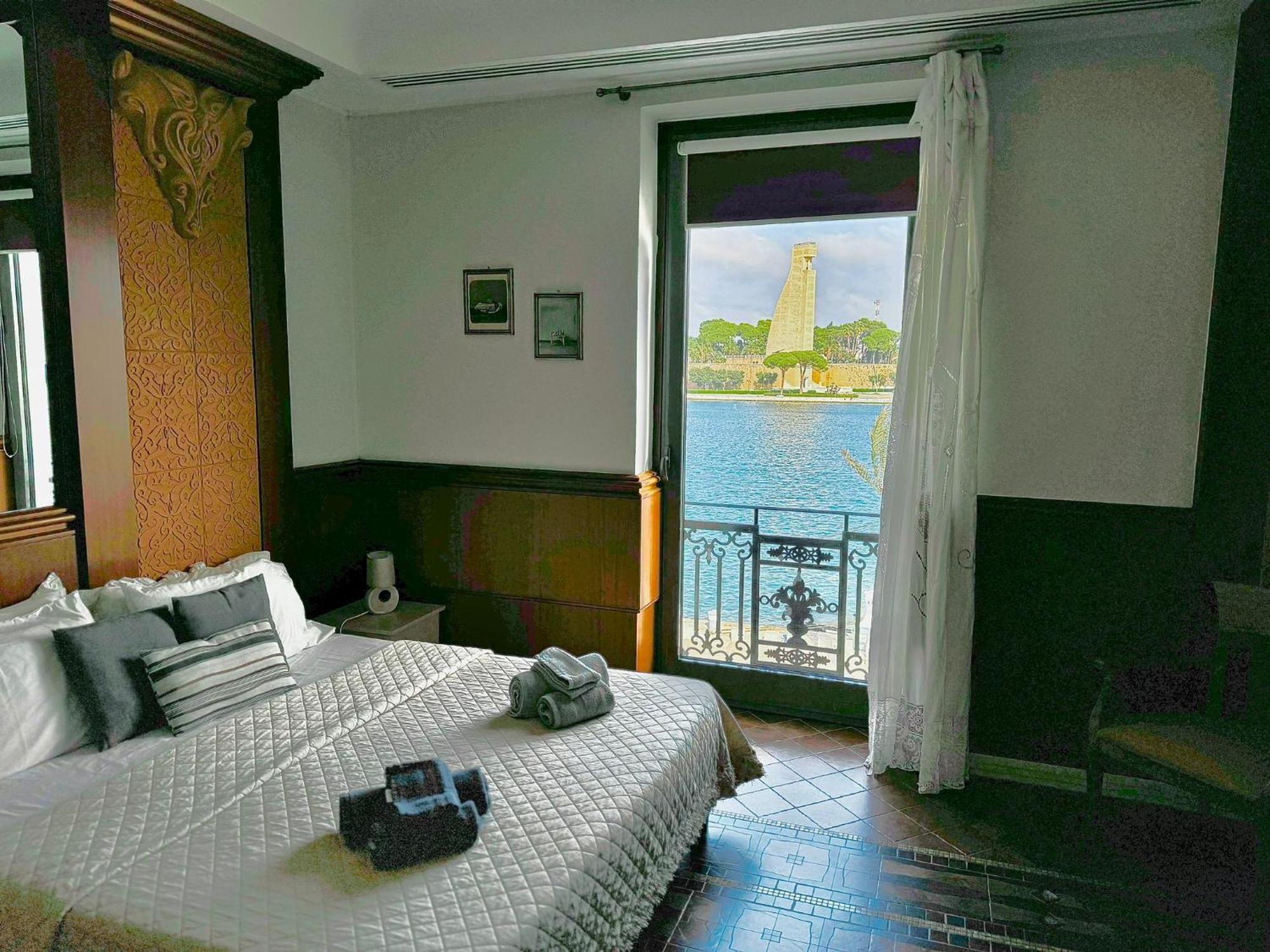 Regina Del Porto Apartment Brindisi Exterior photo